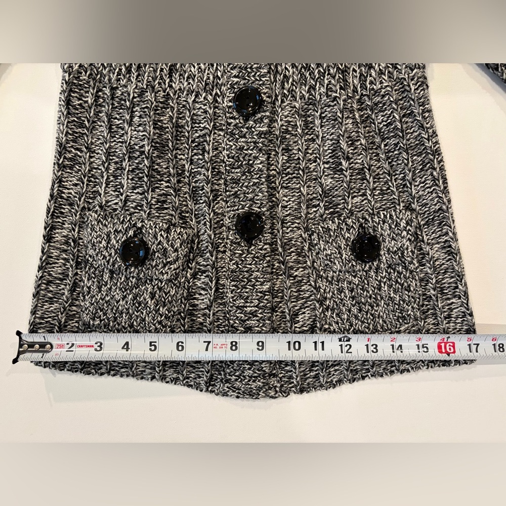 Ann Taylor Chunky Bell Sleeve Knit 98% Cotton Cardigan Black Gray White Stretchy - Picture 3 of 13